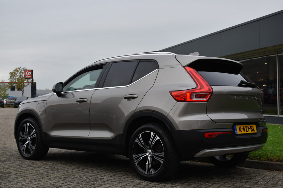 Volvo XC40 T5 262PK Plug-in Hybrid Inscription | Trekhaak | 1e eigenaar | BLIS | ACC | Leer | Camera | 19"LMV | Stoelverwarming Volvo XC40 T5 262PK Plug-in Hybrid Inscription | Trekhaak | 1e eigenaar | BLIS | ACC | Leer | Camera | 19"LMV | Stoelverwarming