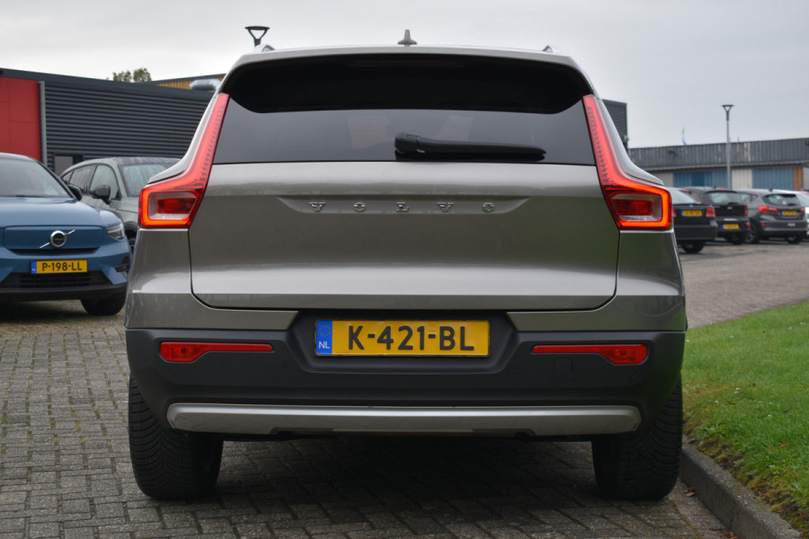 Volvo XC40 T5 262PK Plug-in Hybrid Inscription | Trekhaak | 1e eigenaar | BLIS | ACC | Leer | Camera | 19"LMV | Stoelverwarming Volvo XC40 T5 262PK Plug-in Hybrid Inscription | Trekhaak | 1e eigenaar | BLIS | ACC | Leer | Camera | 19"LMV | Stoelverwarming