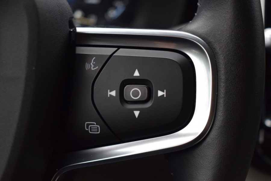 Volvo XC40 T5 262PK Plug-in Hybrid Inscription | Trekhaak | 1e eigenaar | BLIS | ACC | Leer | Camera | 19"LMV | Stoelverwarming Volvo XC40 T5 262PK Plug-in Hybrid Inscription | Trekhaak | 1e eigenaar | BLIS | ACC | Leer | Camera | 19"LMV | Stoelverwarming