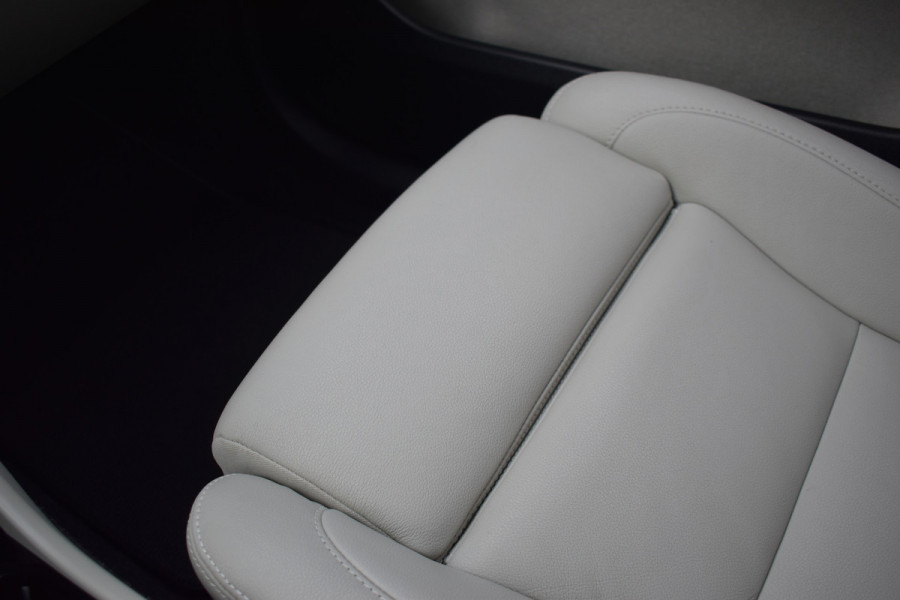Volvo XC40 T5 262PK Plug-in Hybrid Inscription | Trekhaak | 1e eigenaar | BLIS | ACC | Leer | Camera | 19"LMV | Stoelverwarming Volvo XC40 T5 262PK Plug-in Hybrid Inscription | Trekhaak | 1e eigenaar | BLIS | ACC | Leer | Camera | 19"LMV | Stoelverwarming