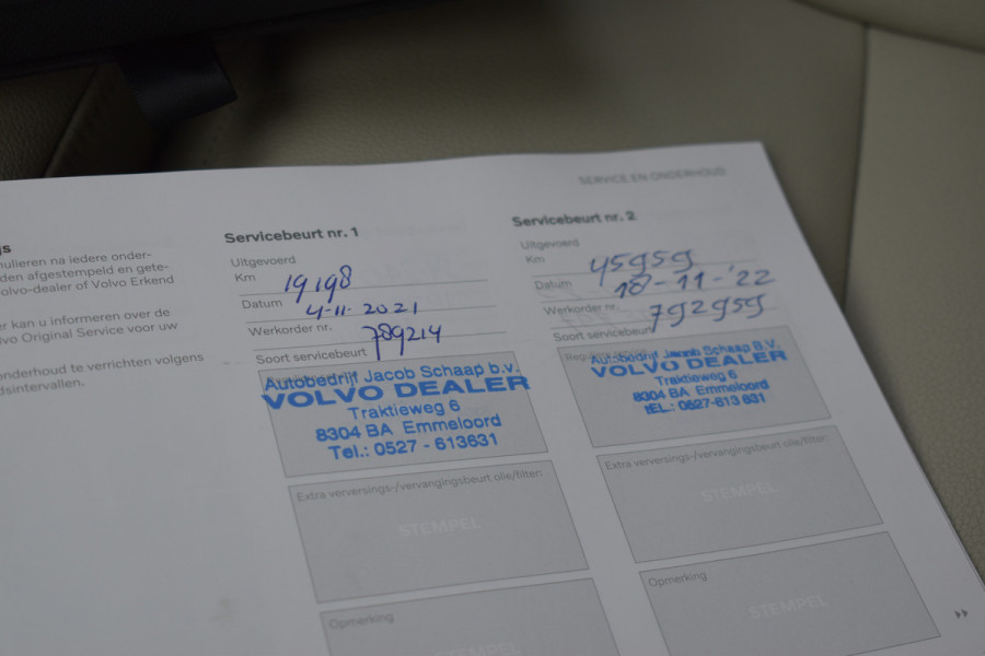 Volvo XC40 T5 262PK Plug-in Hybrid Inscription | Trekhaak | 1e eigenaar | BLIS | ACC | Leer | Camera | 19"LMV | Stoelverwarming Volvo XC40 T5 262PK Plug-in Hybrid Inscription | Trekhaak | 1e eigenaar | BLIS | ACC | Leer | Camera | 19"LMV | Stoelverwarming
