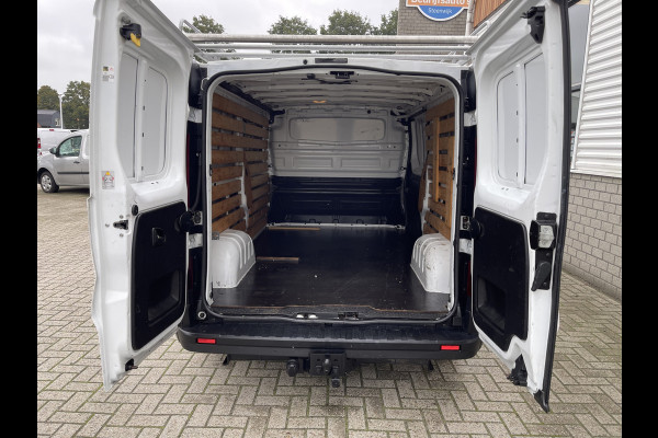 Opel Vivaro 1.6 CDTI 120pk L2H1 Edition / vaste prijs rijklaar € 11.950 ex btw / euro 6 diesel / lease vanaf € 201 / airco / cruise / navigatie / trekhaak / imperial !