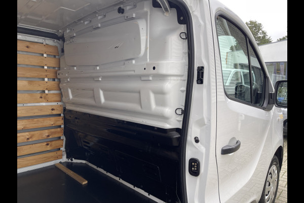 Opel Vivaro 1.6 CDTI 120pk L2H1 Edition / vaste prijs rijklaar € 11.950 ex btw / euro 6 diesel / lease vanaf € 201 / airco / cruise / navigatie / trekhaak / imperial !