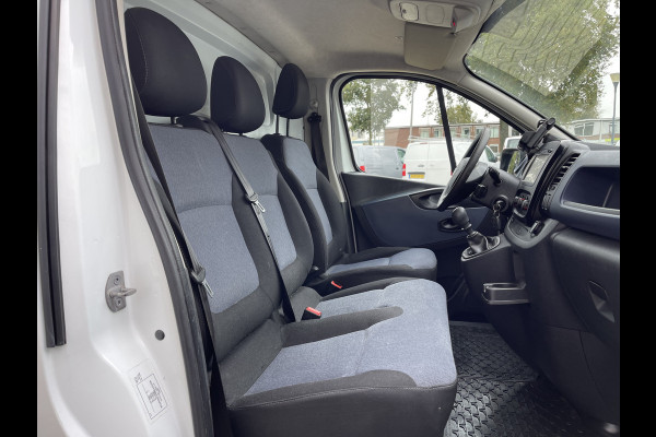 Opel Vivaro 1.6 CDTI 120pk L2H1 Edition / vaste prijs rijklaar € 11.950 ex btw / euro 6 diesel / lease vanaf € 201 / airco / cruise / navigatie / trekhaak / imperial !