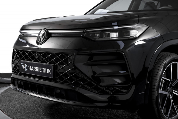 Volkswagen Tayron 1.5 eHybrid 272 PK R-Line Edition - Automaat | Black Style Pakket | S/K-Panodak | Elek. Trekhaak | Dig. Cockpit | Adapt. Cruise | Stoel-+Stuurverw. | PDC | 360 Camera | NAV+App. Connect | ECC | Elek. Klep | DAB | LM 20" | 0080 Volkswagen Tayron 1.5 eHybrid 272 PK R-Line Edition - Automaat | Black Style Pakket | S/K-Panodak | Elek. Trekhaak | Dig. Cockpit | Adapt. Cruise | Stoel-+Stuurverw. | PDC | 360 Camera | NAV+App. Connect | ECC | Elek. Klep | DAB | LM 20" | 0080