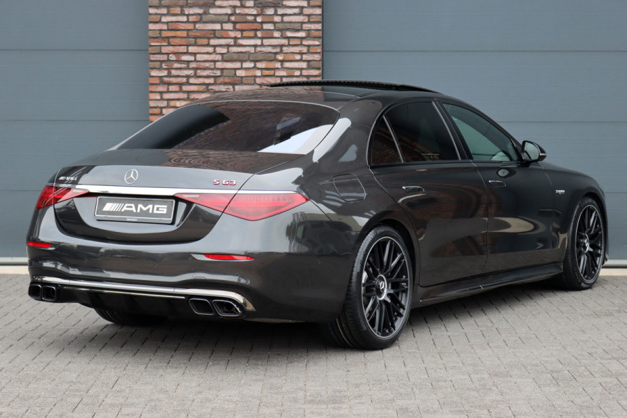 Mercedes-Benz S-Klasse AMG 63 S E Performance Aut9 | 802pk | Carbon | Achterasbesturing | Distronic+ | Airmatic | Stoelventilatie | Panoramadak | Vlakkenverwarming | Digital Light | Nappa Leder | Burmester |