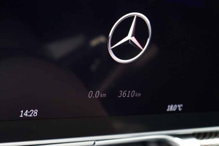 Mercedes-Benz S-Klasse AMG 63 S E Performance Aut9 | 802pk | Carbon | Achterasbesturing | Distronic+ | Airmatic | Stoelventilatie | Panoramadak | Vlakkenverwarming | Digital Light | Nappa Leder | Burmester |