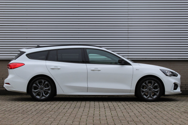 Ford FOCUS Wagon 1.5 EcoBoost 182PK ST-Line | Dealeronderhouden | Adaptieve Cruise | Winterpack | Navigatie Ford FOCUS Wagon 1.5 EcoBoost 182PK ST-Line | Dealeronderhouden | Adaptieve Cruise | Winterpack | Navigatie