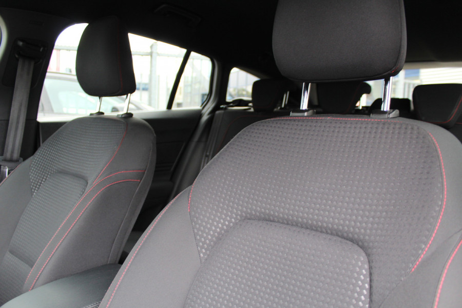 Ford FOCUS Wagon 1.5 EcoBoost 182PK ST-Line | Dealeronderhouden | Adaptieve Cruise | Winterpack | Navigatie Ford FOCUS Wagon 1.5 EcoBoost 182PK ST-Line | Dealeronderhouden | Adaptieve Cruise | Winterpack | Navigatie