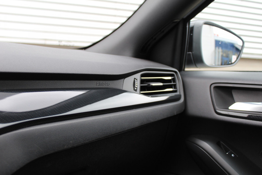 Ford FOCUS Wagon 1.5 EcoBoost 182PK ST-Line | Dealeronderhouden | Adaptieve Cruise | Winterpack | Navigatie Ford FOCUS Wagon 1.5 EcoBoost 182PK ST-Line | Dealeronderhouden | Adaptieve Cruise | Winterpack | Navigatie