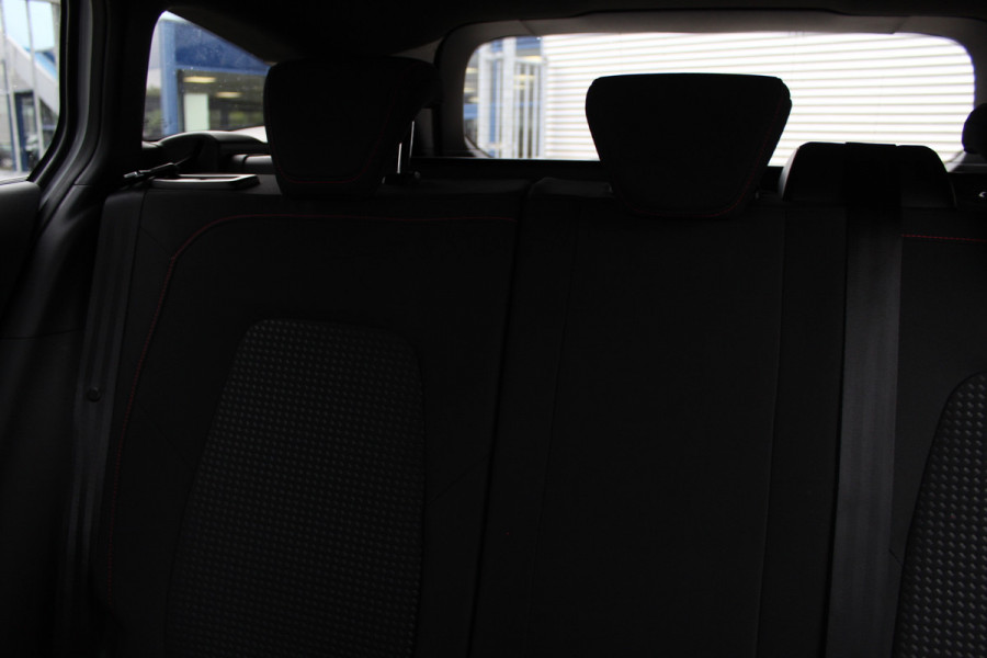 Ford FOCUS Wagon 1.5 EcoBoost 182PK ST-Line | Dealeronderhouden | Adaptieve Cruise | Winterpack | Navigatie Ford FOCUS Wagon 1.5 EcoBoost 182PK ST-Line | Dealeronderhouden | Adaptieve Cruise | Winterpack | Navigatie