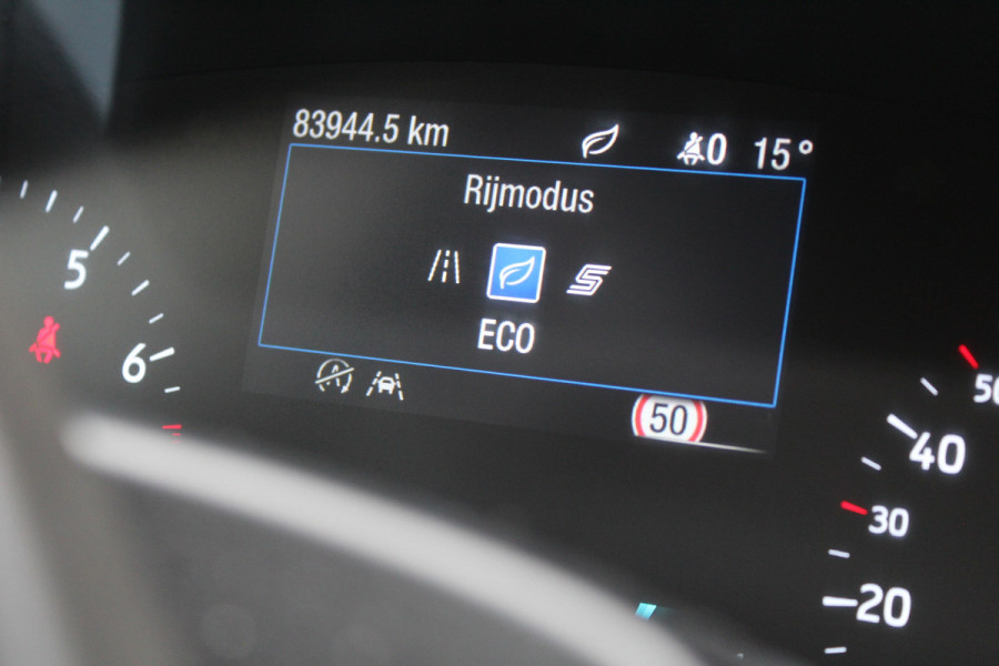 Ford FOCUS Wagon 1.5 EcoBoost 182PK ST-Line | Dealeronderhouden | Adaptieve Cruise | Winterpack | Navigatie Ford FOCUS Wagon 1.5 EcoBoost 182PK ST-Line | Dealeronderhouden | Adaptieve Cruise | Winterpack | Navigatie
