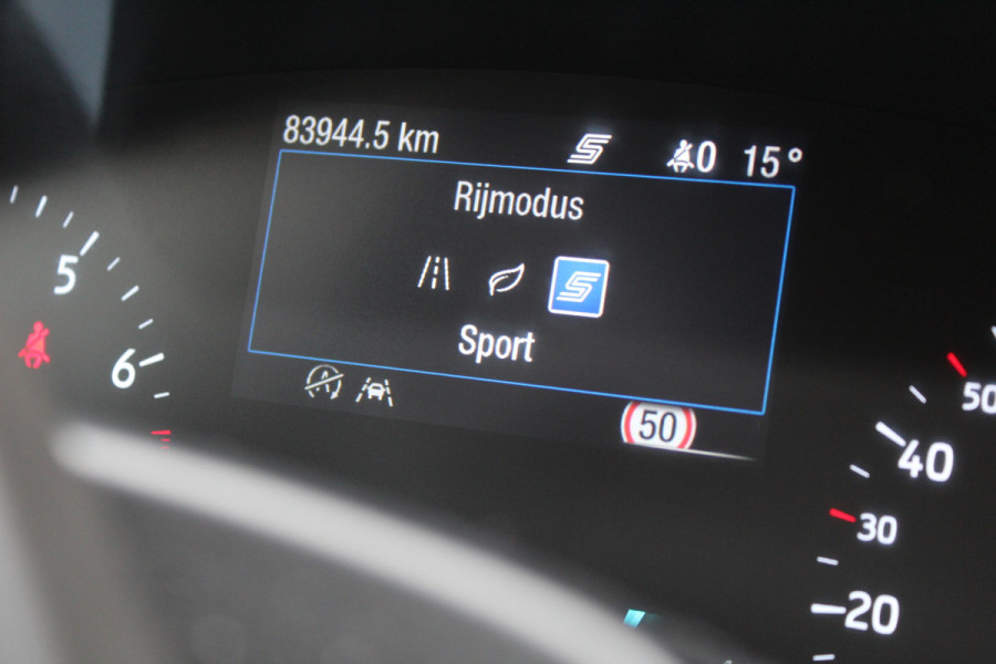 Ford FOCUS Wagon 1.5 EcoBoost 182PK ST-Line | Dealeronderhouden | Adaptieve Cruise | Winterpack | Navigatie Ford FOCUS Wagon 1.5 EcoBoost 182PK ST-Line | Dealeronderhouden | Adaptieve Cruise | Winterpack | Navigatie