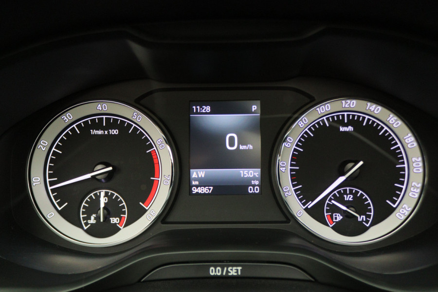 Škoda Kodiaq 1.4 TSI ACT Ambition Business 7p. Panoramadak, ACC, Camera, Apple Carplay, LED, DAB, Trekhaak, 18'' Škoda Kodiaq 1.4 TSI ACT Ambition Business 7p. Panoramadak, ACC, Camera, Apple Carplay, LED, DAB, Trekhaak, 18''