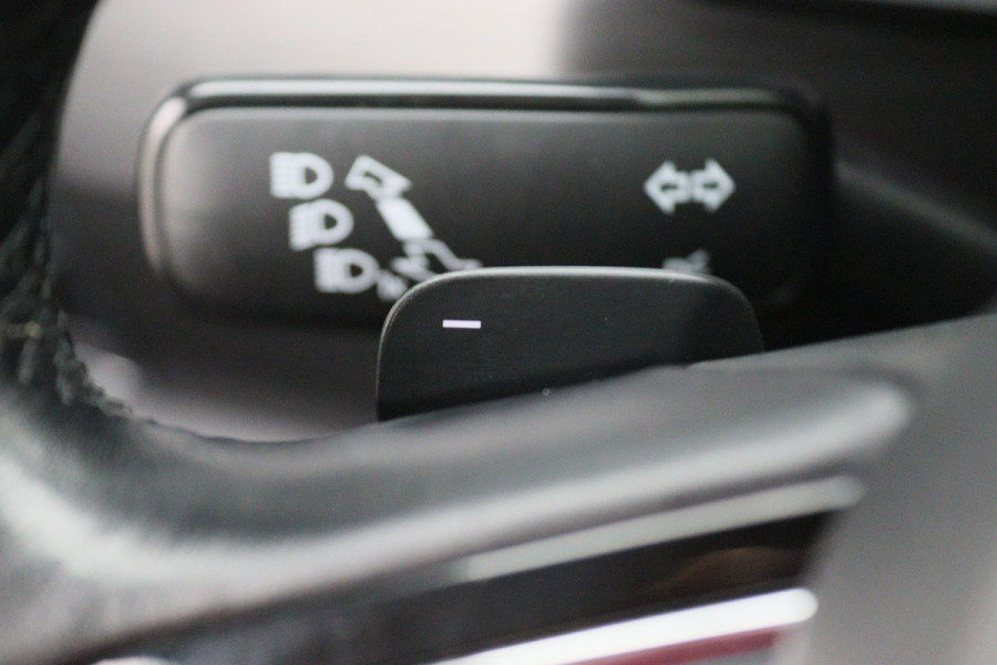 Škoda Kodiaq 1.4 TSI ACT Ambition Business 7p. Panoramadak, ACC, Camera, Apple Carplay, LED, DAB, Trekhaak, 18'' Škoda Kodiaq 1.4 TSI ACT Ambition Business 7p. Panoramadak, ACC, Camera, Apple Carplay, LED, DAB, Trekhaak, 18''
