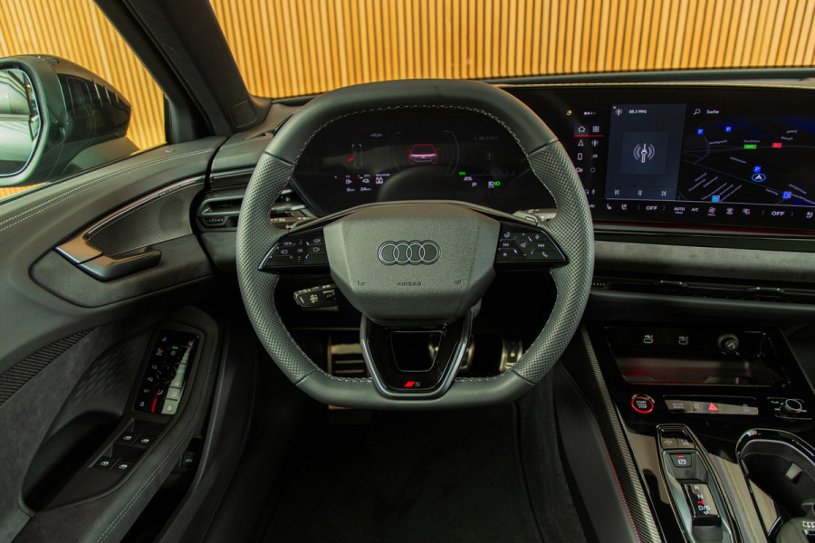 Audi A5 Avant 2.0 e-hybrid quattro S edition Competition TECH PRO | B&O | PANO | 20" | SPORTSEATS | LEATHER