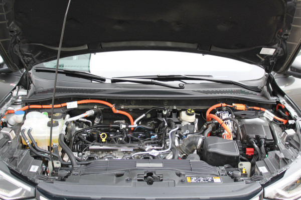 Ford Kuga 2.5-243pk PHEV ST-Line X. Trekgewicht 2.100kg ! Nieuw Model ! Van €. 54.937,- voor €. 43.735,- ! Trekgewicht van 2.100kg ! Ford Kuga 2.5-243pk PHEV ST-Line X. Trekgewicht 2.100kg ! Nieuw Model ! Van €. 54.937,- voor €. 43.735,- ! Trekgewicht van 2.100kg !