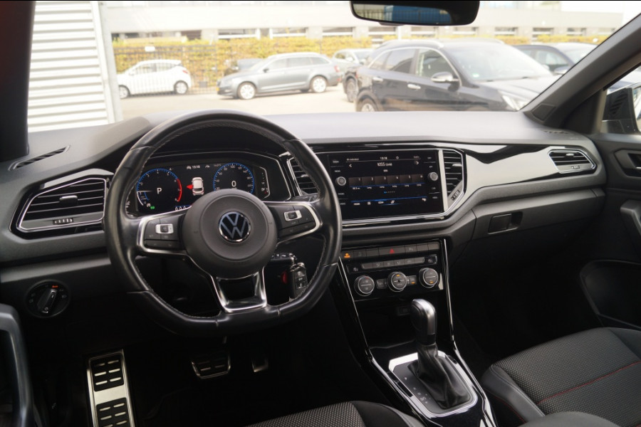 Volkswagen T-Roc 1.5 TSI 150pk DSG Sport Black Style -LED-DIGI-ECC- Volkswagen T-Roc 1.5 TSI 150pk DSG Sport Black Style -LED-DIGI-ECC-