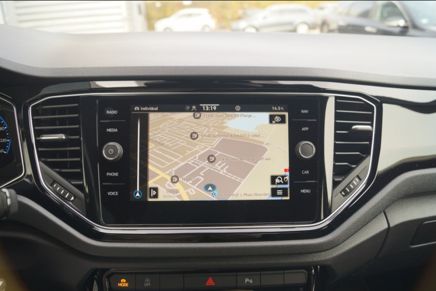 Volkswagen T-Roc 1.5 TSI 150pk DSG Sport Black Style -LED-DIGI-ECC- Volkswagen T-Roc 1.5 TSI 150pk DSG Sport Black Style -LED-DIGI-ECC-