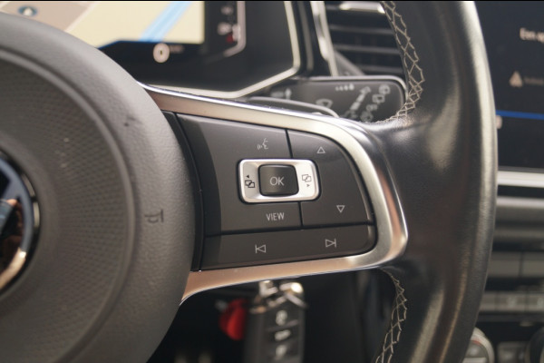 Volkswagen T-Roc 1.5 TSI 150pk DSG Sport Black Style -LED-DIGI-ECC- Volkswagen T-Roc 1.5 TSI 150pk DSG Sport Black Style -LED-DIGI-ECC-