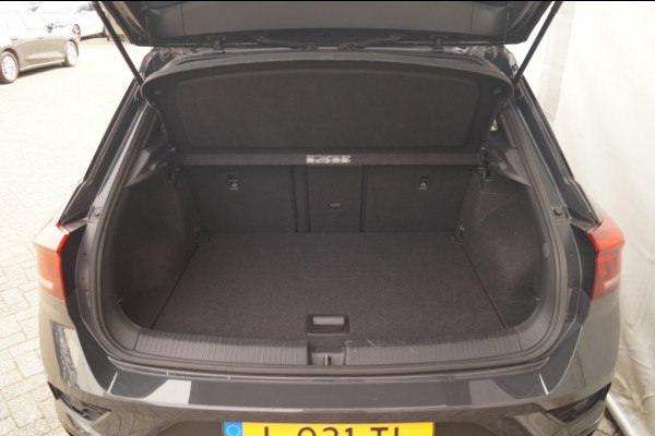 Volkswagen T-Roc 1.5 TSI 150pk DSG Sport Black Style -LED-DIGI-ECC- Volkswagen T-Roc 1.5 TSI 150pk DSG Sport Black Style -LED-DIGI-ECC-
