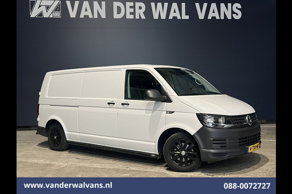Volkswagen Transporter 2.0 TDI L2H1 Euro6 Airco | Navigatie | Apple Carplay | Android Auto | Cruisecontrol Trekhaak, Sidebars, LM velgen, Bijrijdersbank