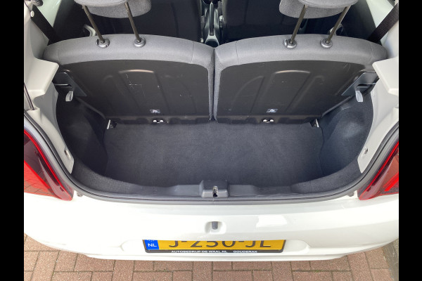 Peugeot 108 1.0 e-VTi Allure Pack City Style 5-drs. CAMERA/CARPLAY/CLIMA/DAB/LIMITER/15INCH Peugeot 108 1.0 e-VTi Allure Pack City Style 5-drs. CAMERA/CARPLAY/CLIMA/DAB/LIMITER/15INCH