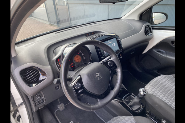 Peugeot 108 1.0 e-VTi Allure Pack City Style 5-drs. CAMERA/CARPLAY/CLIMA/DAB/LIMITER/15INCH Peugeot 108 1.0 e-VTi Allure Pack City Style 5-drs. CAMERA/CARPLAY/CLIMA/DAB/LIMITER/15INCH