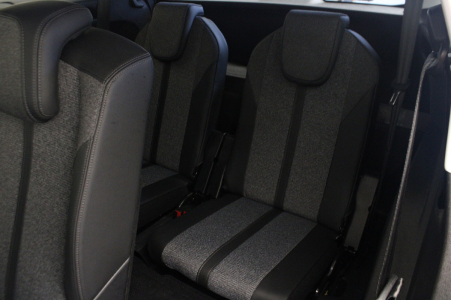 Peugeot 5008 1.2 PureTech Allure |Stoelverwarming|Camera|