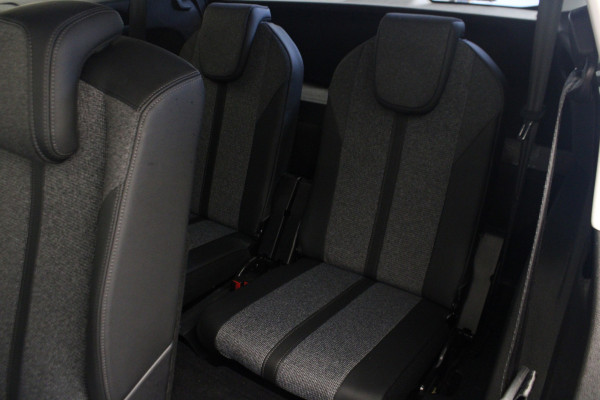 Peugeot 5008 1.2 PureTech Allure |Stoelverwarming|Camera|