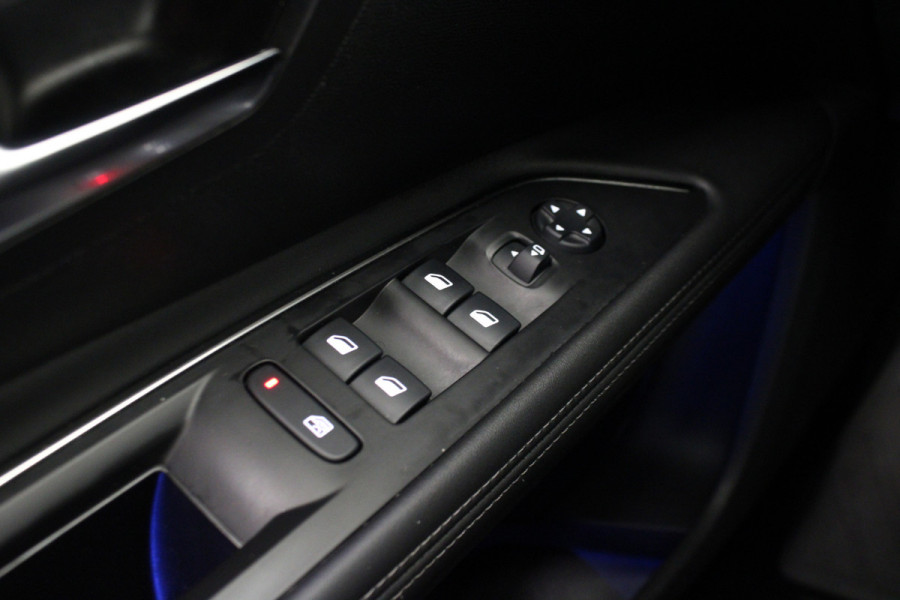 Peugeot 5008 1.2 PureTech Allure |Stoelverwarming|Camera|