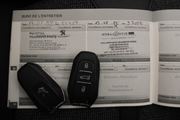 Peugeot 5008 1.2 PureTech Allure |Stoelverwarming|Camera|