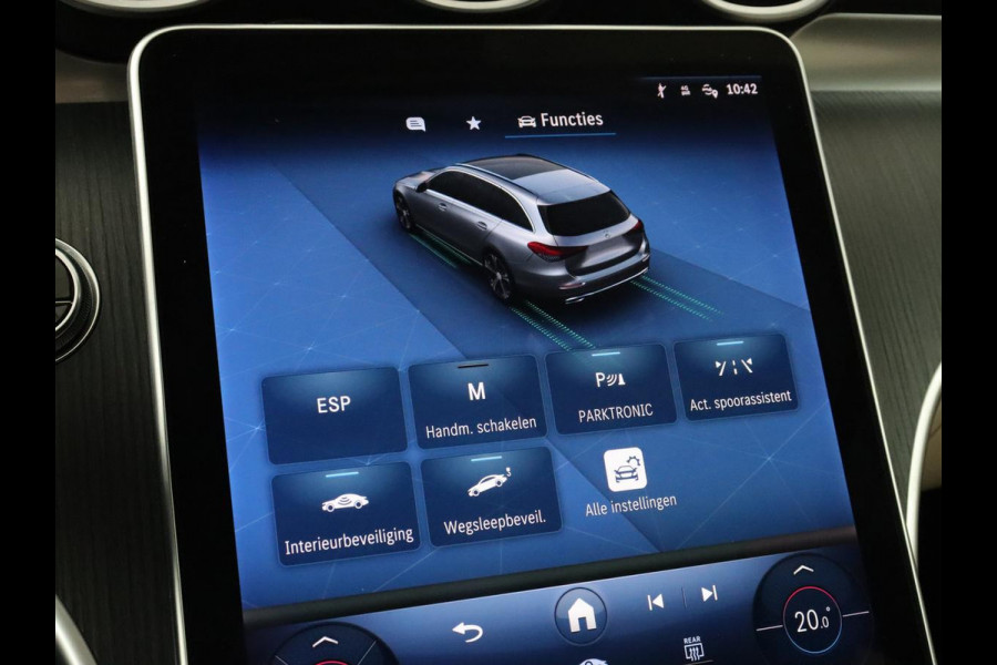 Mercedes-Benz C-Klasse 200 Launch Edition Luxury Line | Panoramadak | Trekhaak | Leder | Stoelverwarming | Carplay | Camera | Sfeerverlichting | Navigatie | 18'' | Getint glas Mercedes-Benz C-Klasse 200 Launch Edition Luxury Line | Panoramadak | Trekhaak | Leder | Stoelverwarming | Carplay | Camera | Sfeerverlichting | Navigatie | 18'' | Getint glas