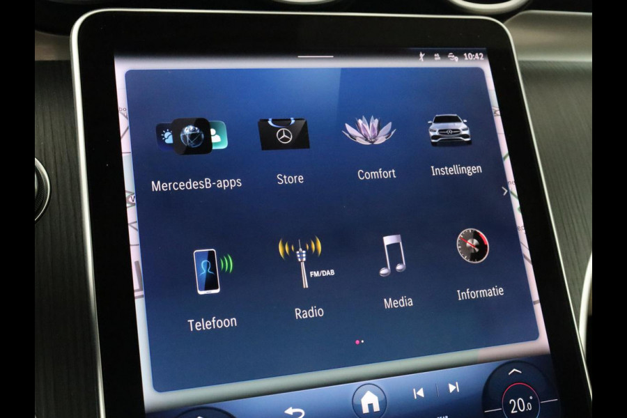 Mercedes-Benz C-Klasse 200 Launch Edition Luxury Line | Panoramadak | Trekhaak | Leder | Stoelverwarming | Carplay | Camera | Sfeerverlichting | Navigatie | 18'' | Getint glas Mercedes-Benz C-Klasse 200 Launch Edition Luxury Line | Panoramadak | Trekhaak | Leder | Stoelverwarming | Carplay | Camera | Sfeerverlichting | Navigatie | 18'' | Getint glas