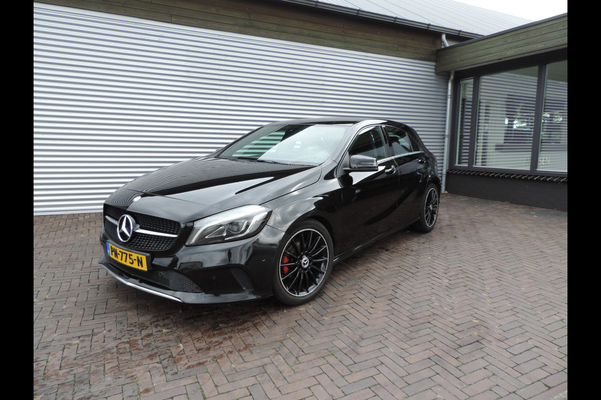 Mercedes-Benz A-Klasse 180 d Business Solution Mercedes-Benz A-Klasse 180 d Business Solution