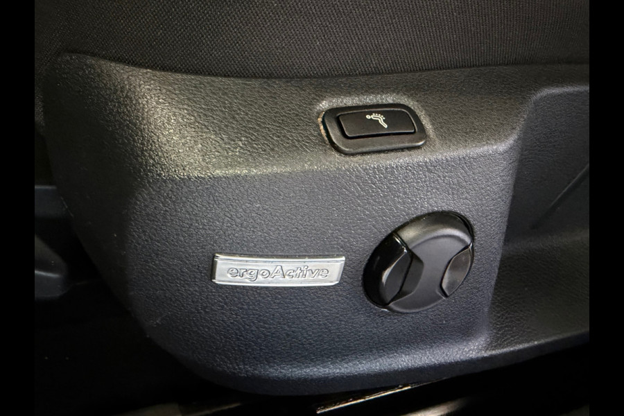 Volkswagen Golf 1.4 TSI Business DSG PANORAMADAK ACC NAVIGATIE ERGO ACTIVE PDC AIRCO CRUISE STOELVERWARMING KEYLESS-GO