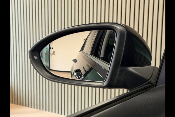 Volkswagen Golf 1.4 TSI Business DSG PANORAMADAK ACC NAVIGATIE ERGO ACTIVE PDC AIRCO CRUISE STOELVERWARMING KEYLESS-GO