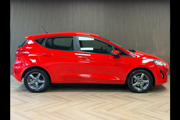 Ford Fiesta 1.1 Trend CAMERA APPLE CARPLAY STOELVERWARMING PDC AIRCO CRUISE Ford Fiesta 1.1 Trend CAMERA APPLE CARPLAY STOELVERWARMING PDC AIRCO CRUISE