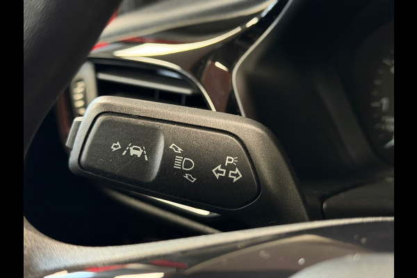 Ford Fiesta 1.1 Trend CAMERA APPLE CARPLAY STOELVERWARMING PDC AIRCO CRUISE Ford Fiesta 1.1 Trend CAMERA APPLE CARPLAY STOELVERWARMING PDC AIRCO CRUISE