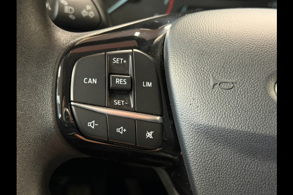 Ford Fiesta 1.1 Trend CAMERA APPLE CARPLAY STOELVERWARMING PDC AIRCO CRUISE Ford Fiesta 1.1 Trend CAMERA APPLE CARPLAY STOELVERWARMING PDC AIRCO CRUISE