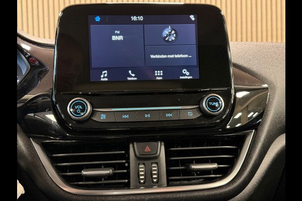 Ford Fiesta 1.1 Trend CAMERA APPLE CARPLAY STOELVERWARMING PDC AIRCO CRUISE Ford Fiesta 1.1 Trend CAMERA APPLE CARPLAY STOELVERWARMING PDC AIRCO CRUISE