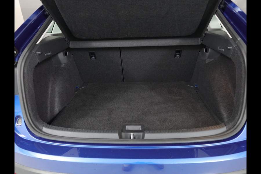 Volkswagen Taigo 1.0 TSI Life Verlengde garantie | Navigatie via App | Adaptieve cruise control | LED koplampen | Apple Carplay/Android Auto |