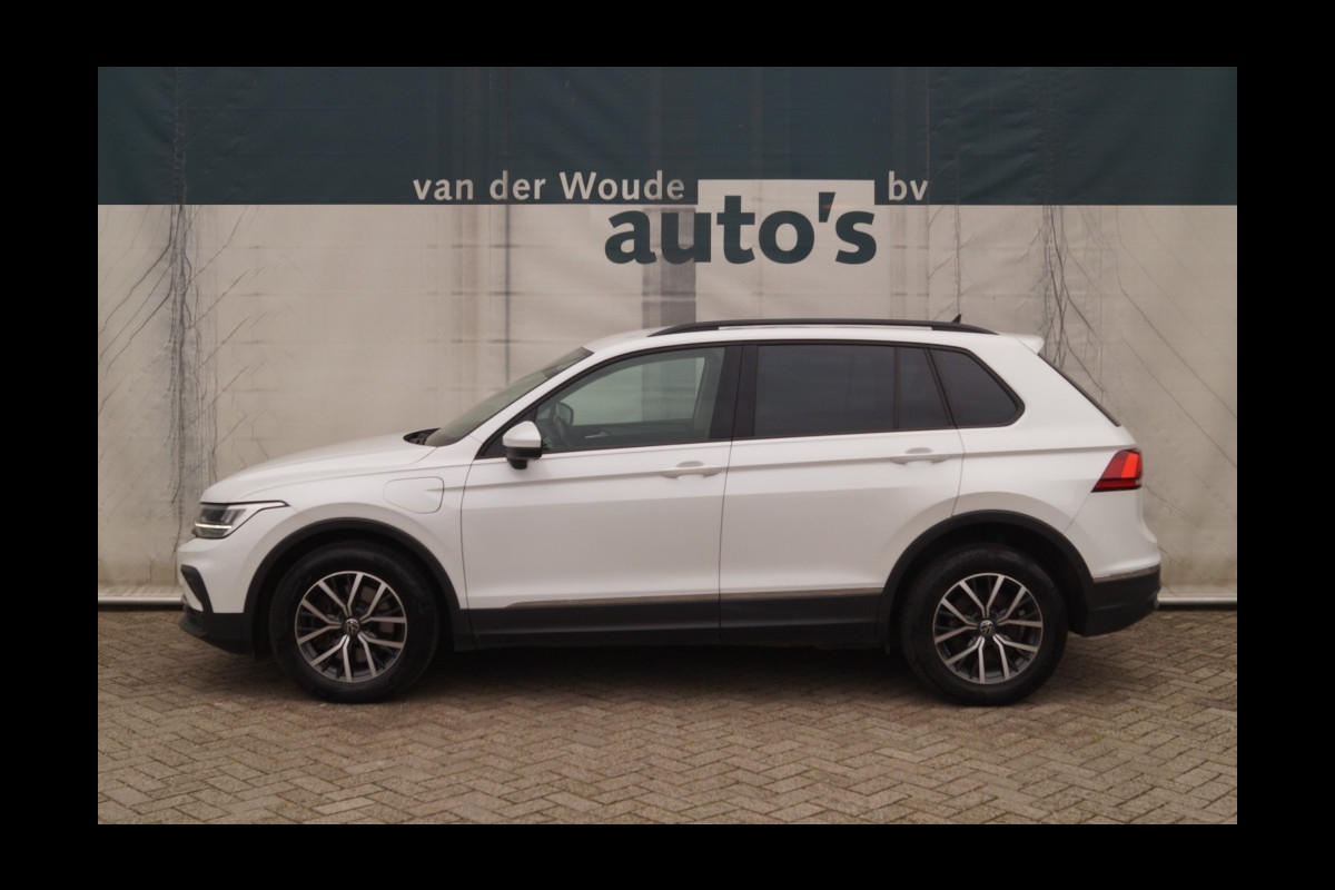 Volkswagen Tiguan 1.4 TSI DSG eHybrid Plug-in Life Edition -NAVI-ECC- Volkswagen Tiguan 1.4 TSI DSG eHybrid Plug-in Life Edition -NAVI-ECC-