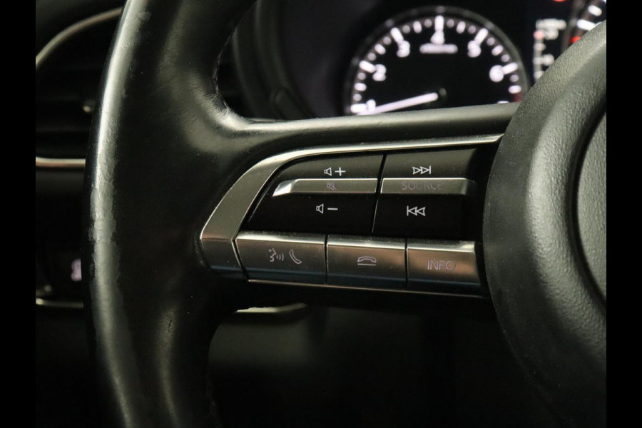 Mazda CX-30 2.0 eSkyActiv-X Comfort | Stoel & stuurverwarming | Head-Up | Adaptive cruise | Camera | Carplay | Full LED | Navigatie | Climate control