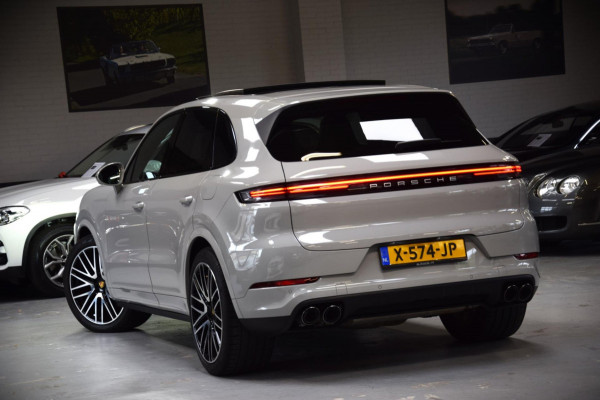 Porsche Cayenne 3.0 E-Hybrid Panoramadak|Nw.Model|Bose|Org.NL|Lane-Ass|360 view| Porsche Cayenne 3.0 E-Hybrid Panoramadak|Nw.Model|Bose|Org.NL|Lane-Ass|360 view|