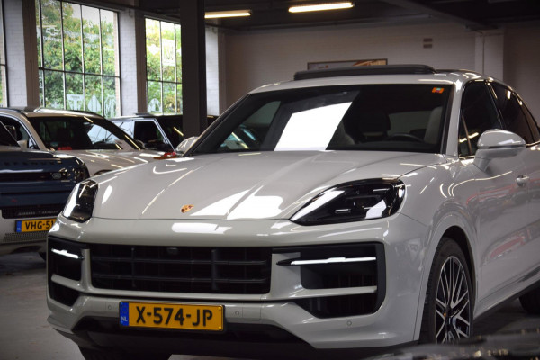 Porsche Cayenne 3.0 E-Hybrid Panoramadak|Nw.Model|Bose|Org.NL|Lane-Ass|360 view| Porsche Cayenne 3.0 E-Hybrid Panoramadak|Nw.Model|Bose|Org.NL|Lane-Ass|360 view|