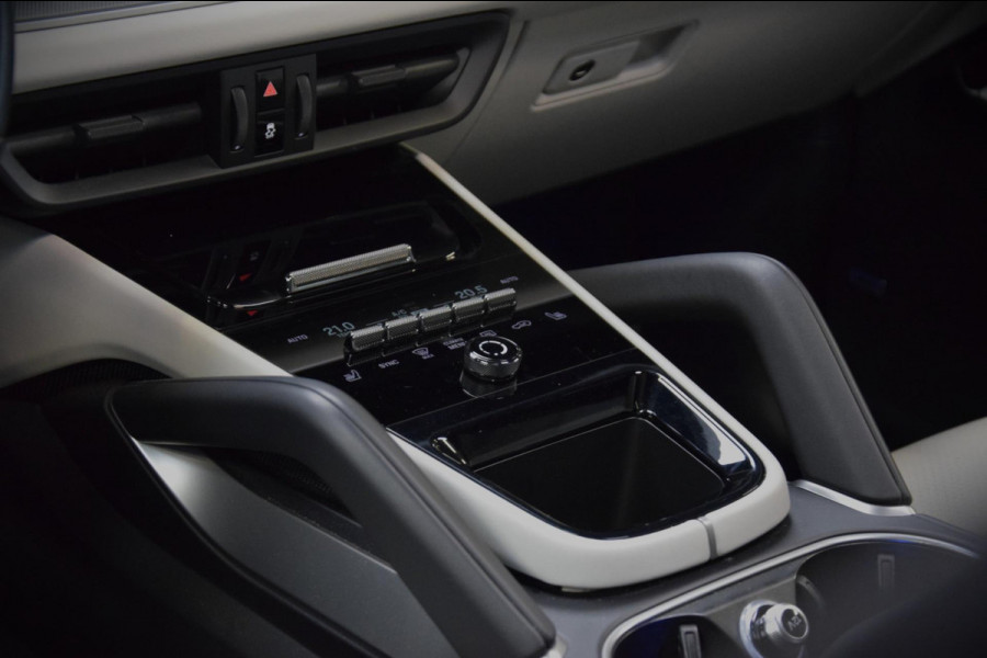 Porsche Cayenne 3.0 E-Hybrid Panoramadak|Nw.Model|Bose|Org.NL|Lane-Ass|360 view| Porsche Cayenne 3.0 E-Hybrid Panoramadak|Nw.Model|Bose|Org.NL|Lane-Ass|360 view|