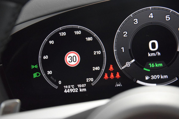 Porsche Cayenne 3.0 E-Hybrid Panoramadak|Nw.Model|Bose|Org.NL|Lane-Ass|360 view| Porsche Cayenne 3.0 E-Hybrid Panoramadak|Nw.Model|Bose|Org.NL|Lane-Ass|360 view|