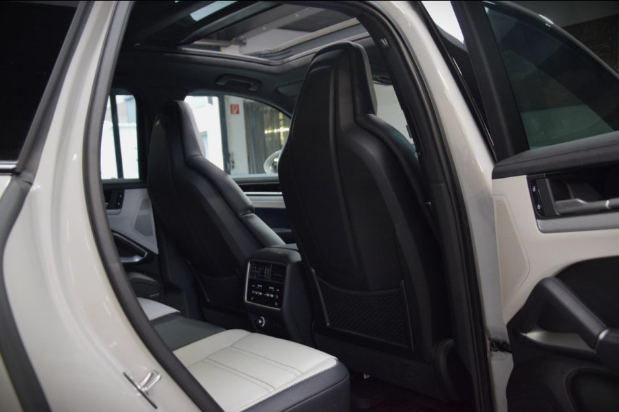 Porsche Cayenne 3.0 E-Hybrid Panoramadak|Nw.Model|Bose|Org.NL|Lane-Ass|360 view| Porsche Cayenne 3.0 E-Hybrid Panoramadak|Nw.Model|Bose|Org.NL|Lane-Ass|360 view|
