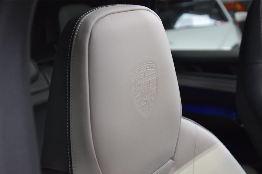 Porsche Cayenne 3.0 E-Hybrid Panoramadak|Nw.Model|Bose|Org.NL|Lane-Ass|360 view| Porsche Cayenne 3.0 E-Hybrid Panoramadak|Nw.Model|Bose|Org.NL|Lane-Ass|360 view|